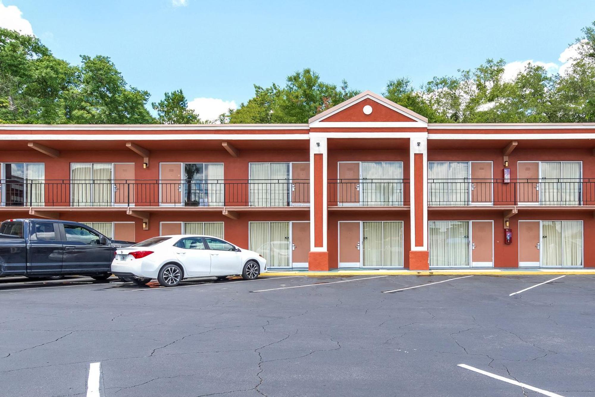 Oyo Hotel Mustang Silver Spring Fl Silver Springs Exterior foto